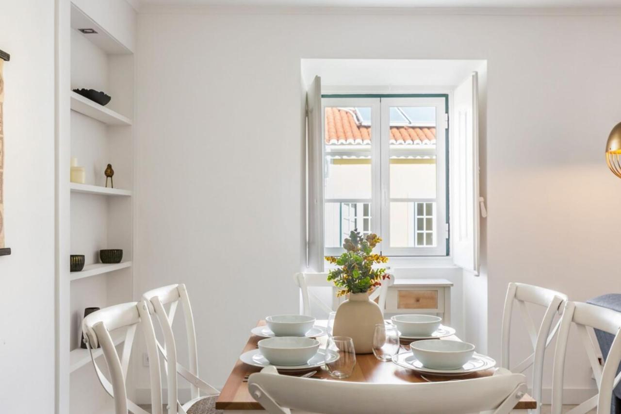 Stunning 2 Bedroom Apartment Near Belem Lisboa Exterior foto